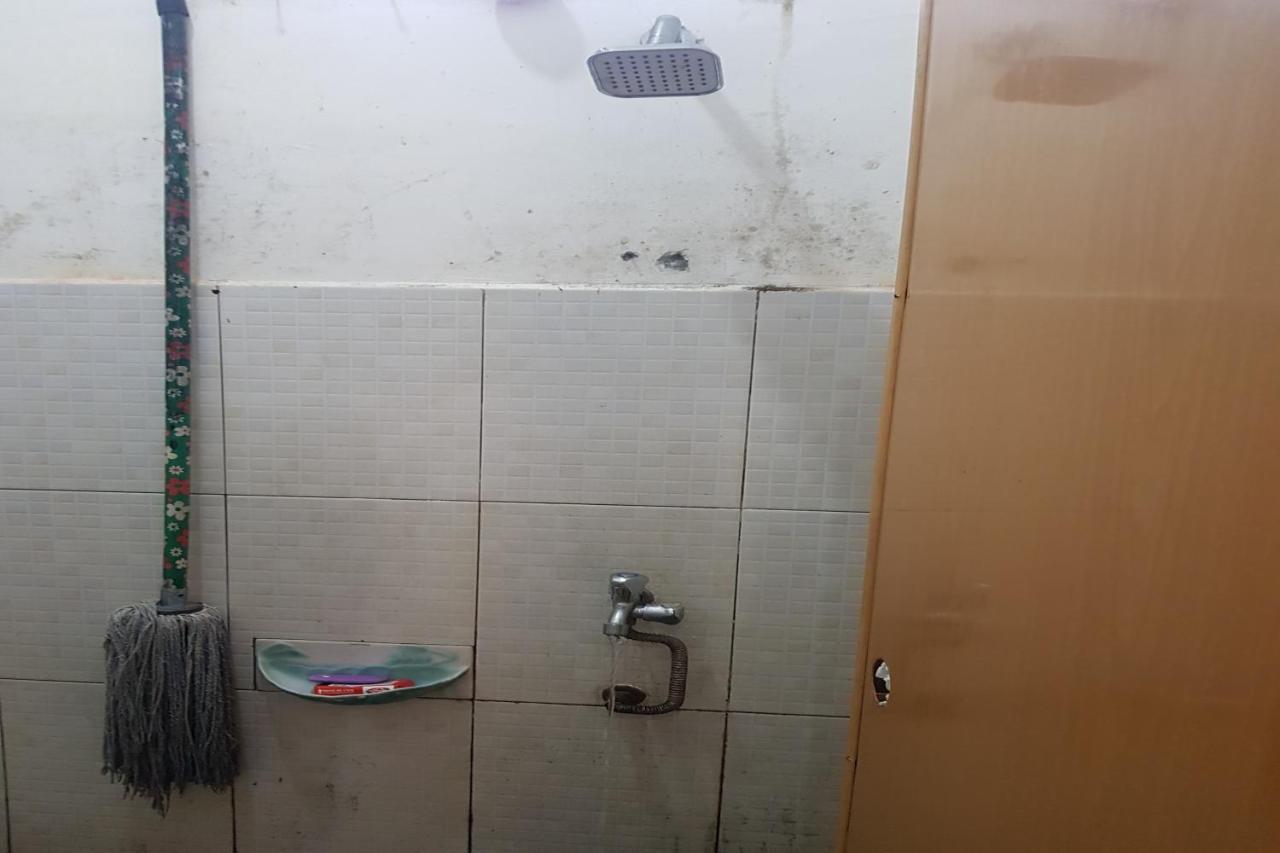 Oyo 91647 Sanina Residence プマタン・シアンタール エクステリア 写真